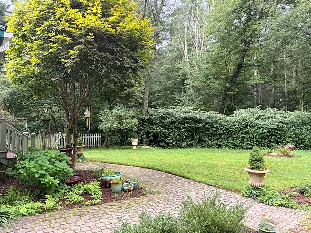 2 bed, 1200 sqft, $3,200 — Photo 4