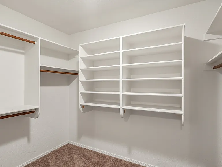 7936 W Taro Ln — Photo 14