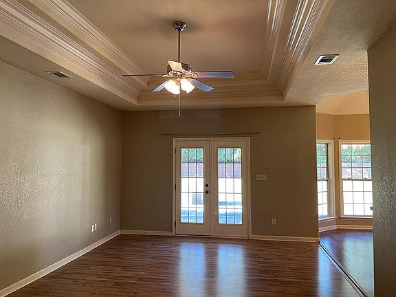 2nd image of 4154 Meredith Dr