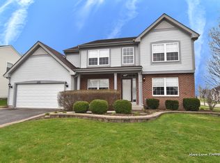 101 Brookhaven Ct, Sugar Grove, IL 60554
