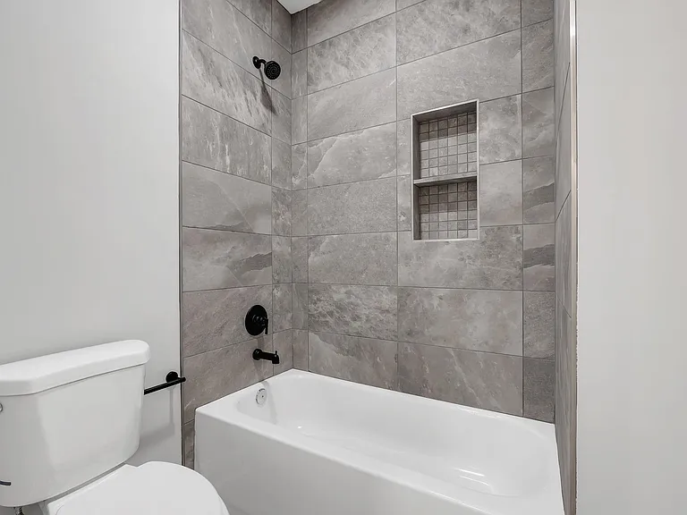 226 E Bradford Rd #A — Photo 24