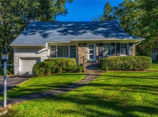 65 Van Etten Blvd, New Rochelle, NY 10804