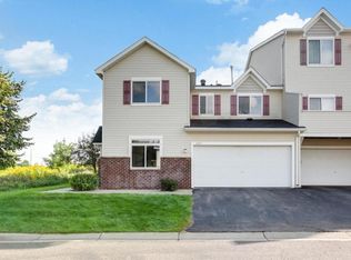 6830 Meadow Grass Ln S, Cottage Grove, MN 55016
