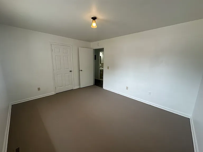 407 E Florida St #A — Photo 7