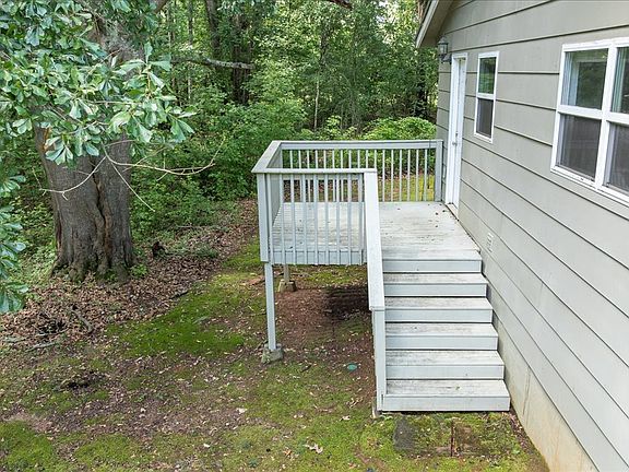 5th image of 508 Thurmond Cir