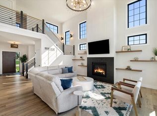 6629 Morning Dew Lane, Sun Prairie, WI 53590