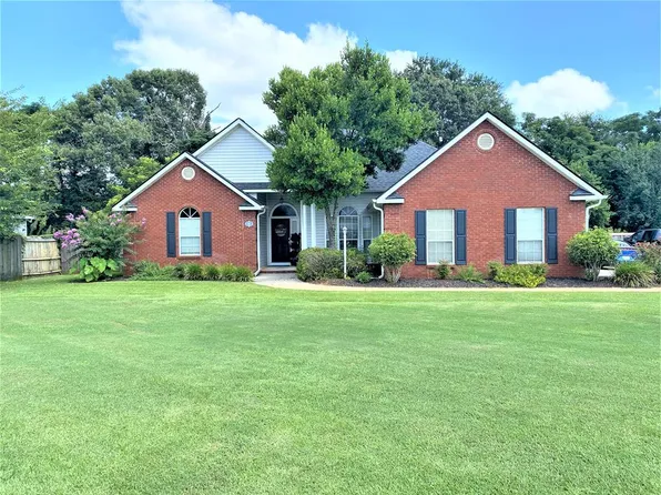 200 Wavertree Dr, Warner Robins, GA 31088