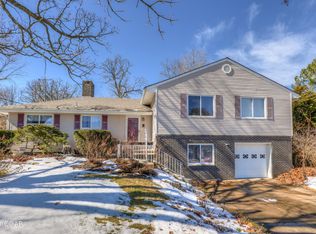 1208 Hawthorne Dr, Neosho, MO 64850