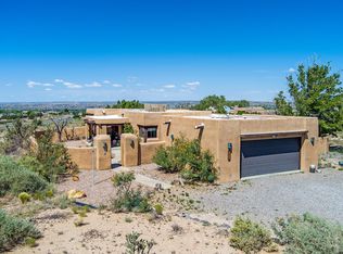 3 Trails Rd W, Placitas, NM 87043