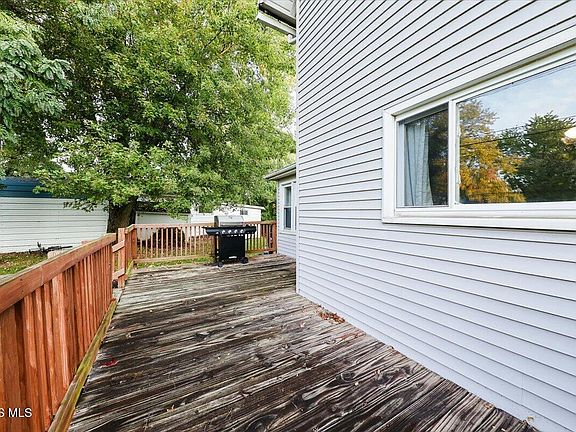 27th image of 507 Ralston Ave