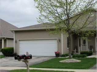 1706 Big Bend Rd, Waukesha, WI 53189