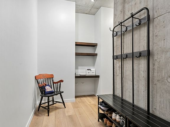 3rd image of 235 W Van Buren St Unit 1419