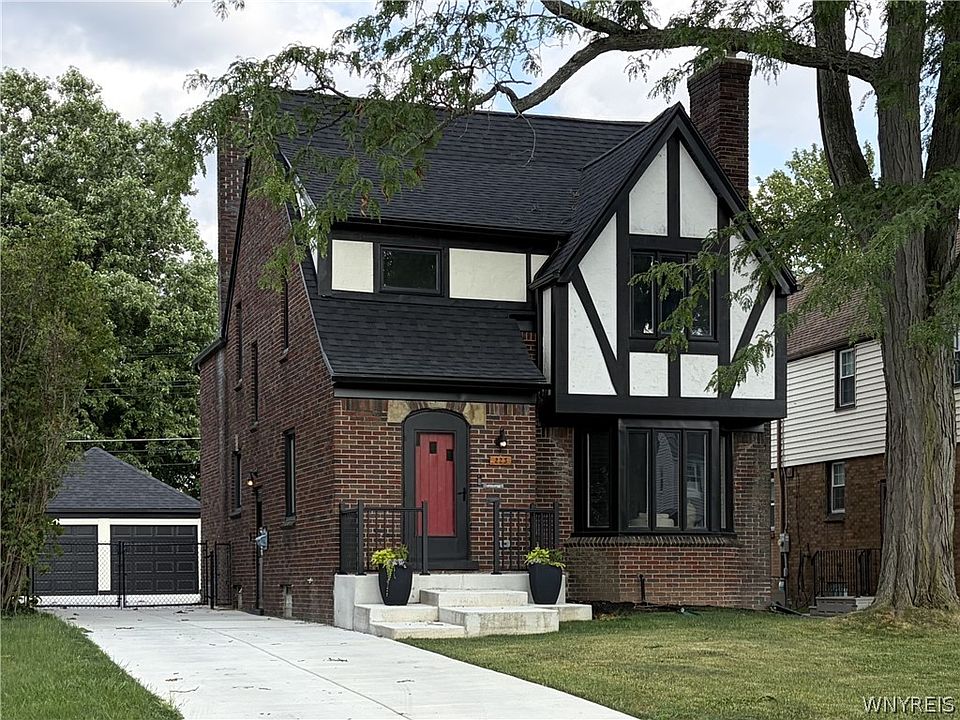 1st image of 223 Louvaine Dr