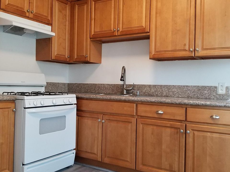 1st image of 6728 Simpson Ave