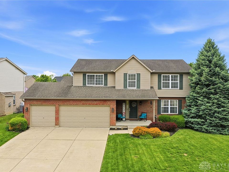 1st image of 214 Scarlet Oak Dr