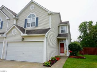 9786 Sugarbush Cir, Olmsted Falls, OH 44138