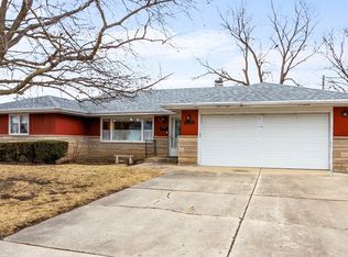 924 Gael Dr, Joliet, IL 60435