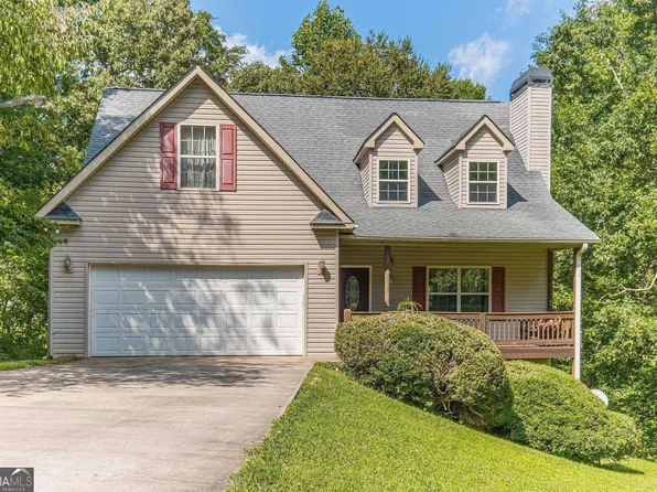 194 Timber Ridge Dr, Clarkesville, GA 30523