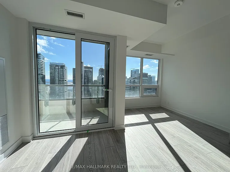 108 Peter St #3909 — Photo 9