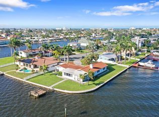 840 123rd Ave, Treasure Island, FL 33706