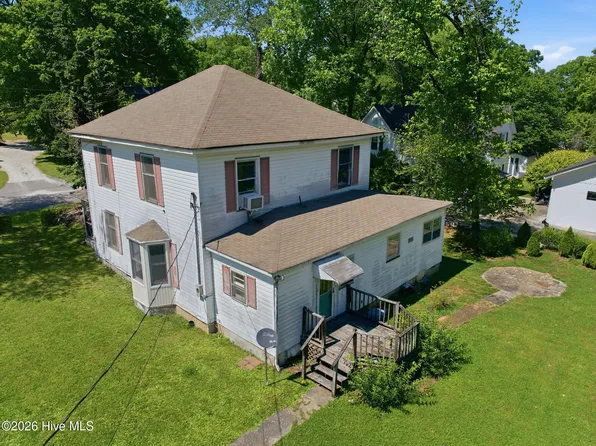 992 Valley River Avenue, Murphy, NC 28906