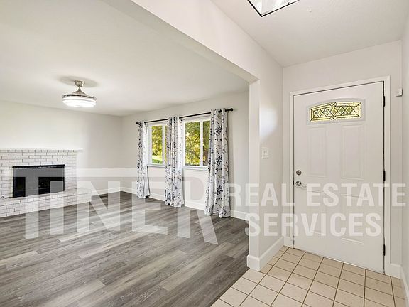 3rd image of 6601 Kristen Ct