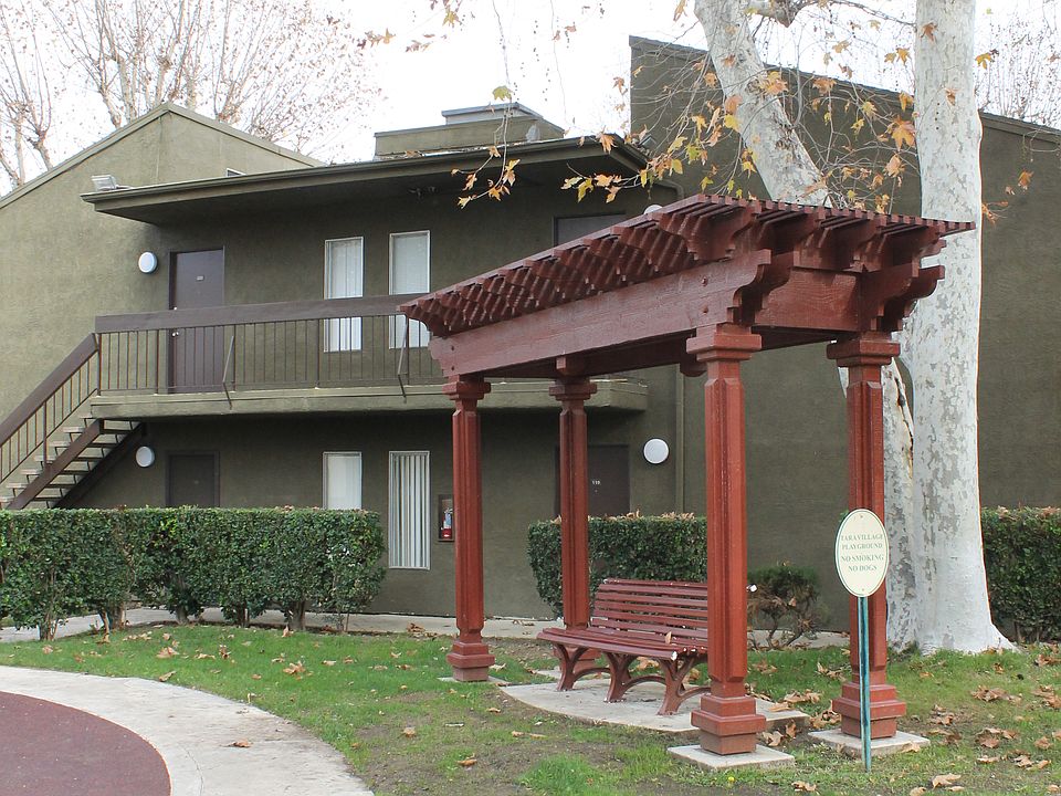 1st image of 18350 Hatteras St APT 275