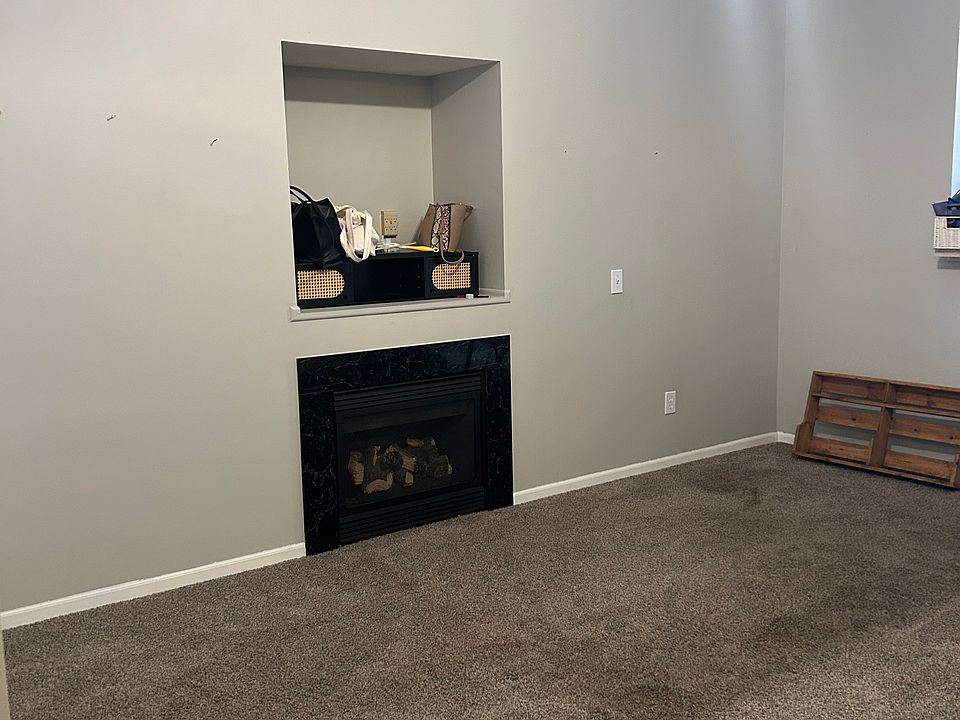 1st image of 7027 Black Mountain Dr