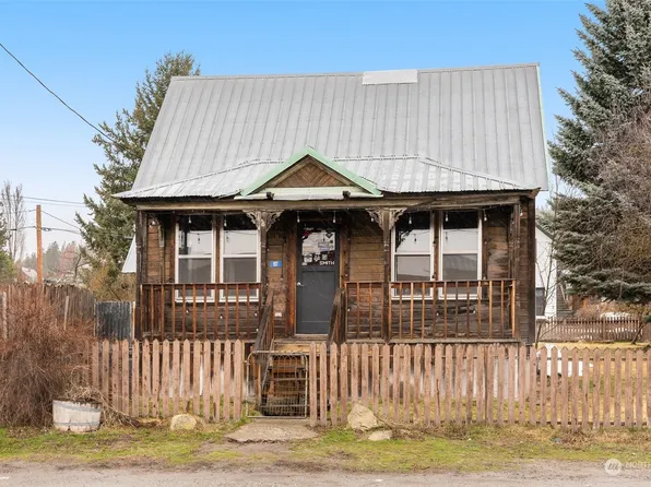 107 W Washington Avenue, Roslyn, WA 98941