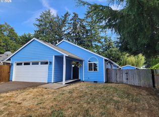 520 Lincoln Ln, Molalla, OR 97038