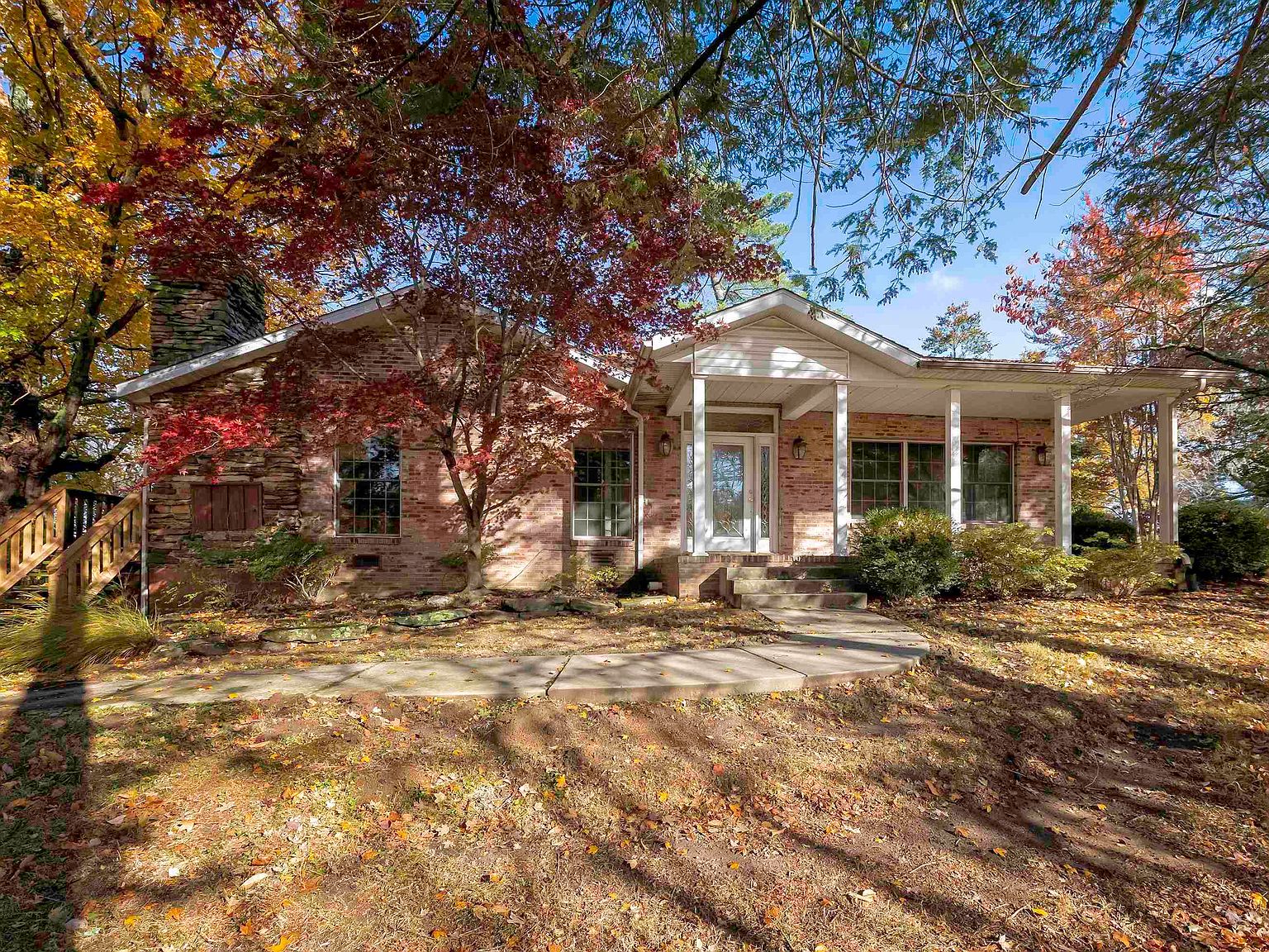 Beautiful 4 bed, 2.5 bath home in the Stone Creek subdivision here in