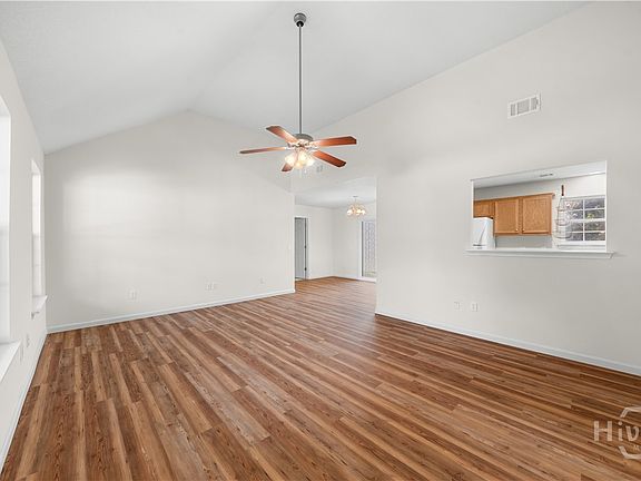 4th image of 100 Front Run Place