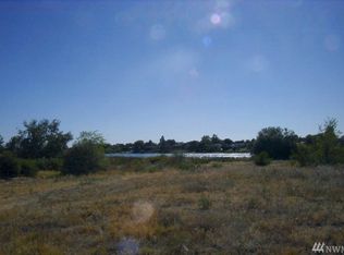 948 S Eastlake Dr, Moses Lake, WA 98837
