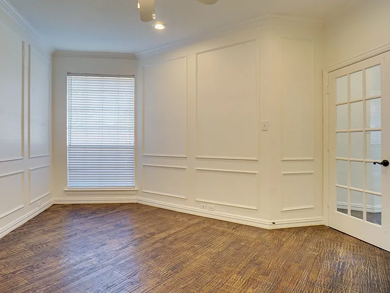 1307 Normandy Dr — Photo 18