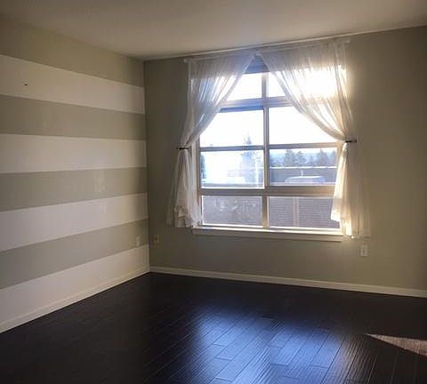 5th image of 111 108th Ave NE Unit 5