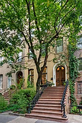 425 West 21st Street in West Chelsea