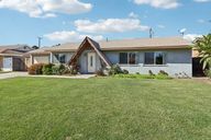 Adelina Ave-S2910-003.jpg