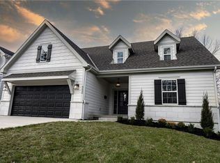 4620 W 70th St, Prairie Village, KS 66208