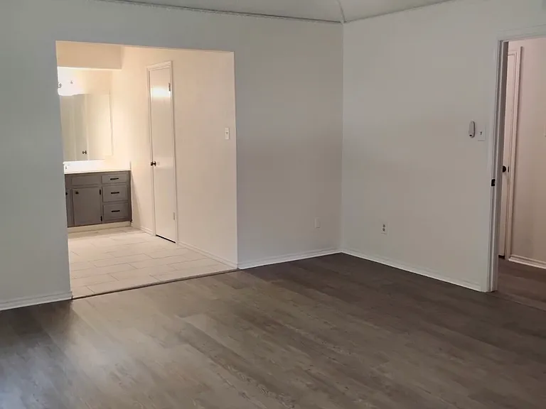 501 Northridge St — Photo 12