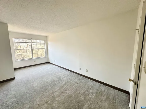 1226 Smith St #K, Charlottesville, VA 22901