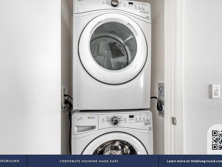 Washer/Dryer in Apartment