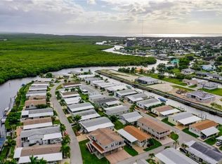 4 Edam St, Punta Gorda, FL 33950