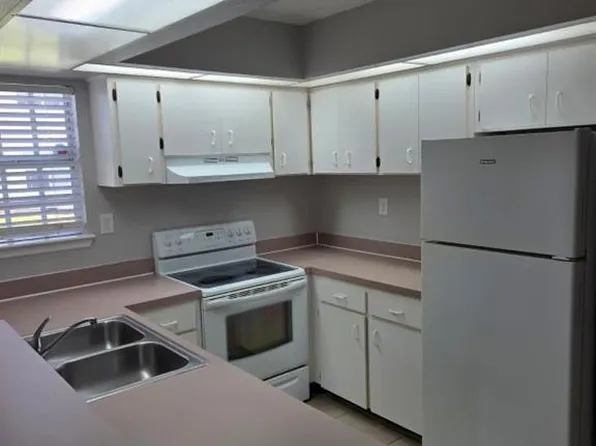 1989 Rookery Bay Dr APT 704, Naples, FL 34114