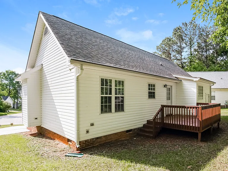 500 Jaffiley Ct — Photo 16