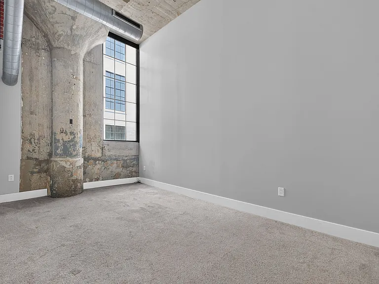 4100 Forest Park Ave #525 — Photo 17