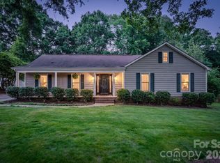 11831 Parks Farm Ln, Charlotte, NC 28277