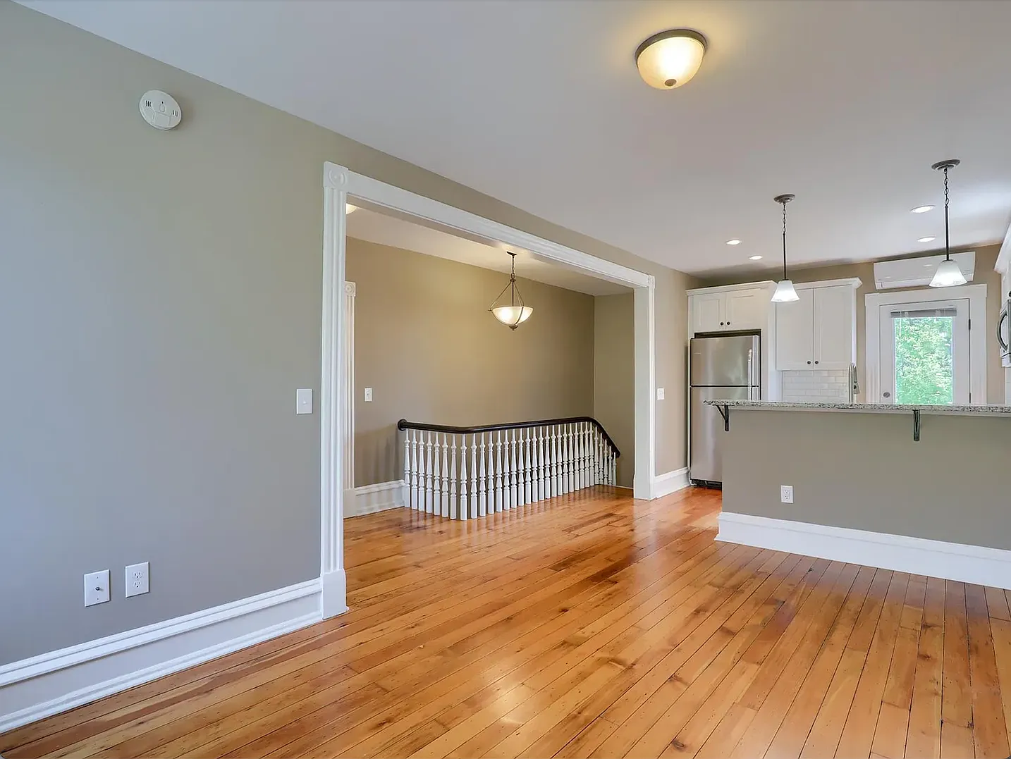 28 East Vine Street — Photo 4