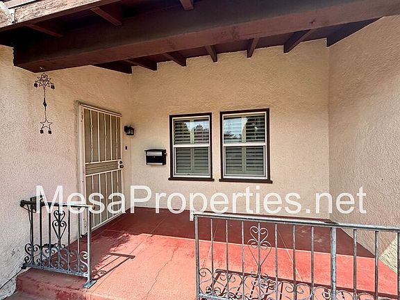 2nd image of 3232 N Mayfield Ave