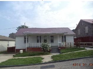 3717 37th St, Nitro, WV 25143