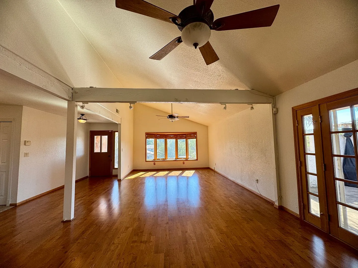 Beautiful Home Available in Cameron Park! — Photo 3